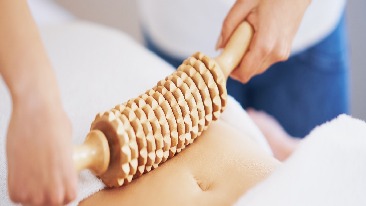 Get Glow Saloon in Dubai
